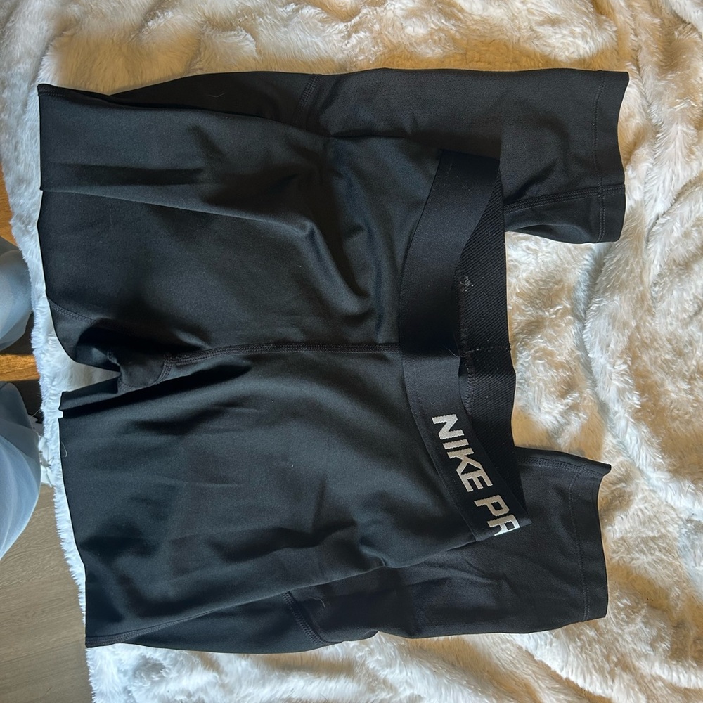 Nike Pro Black XS ankle cut leggings